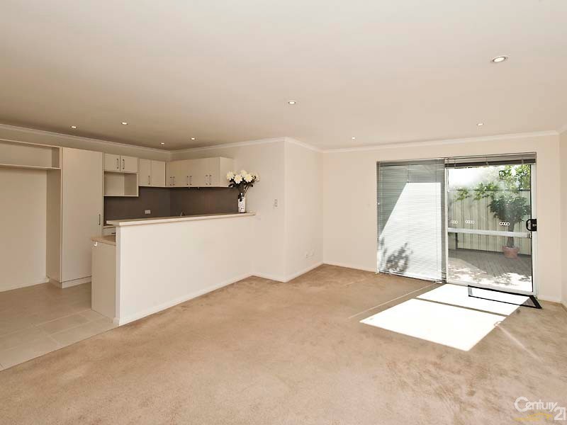 4 Emerson Turn, Clarkson WA 6030