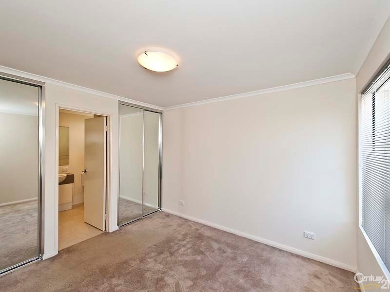 4 Emerson Turn, Clarkson WA 6030