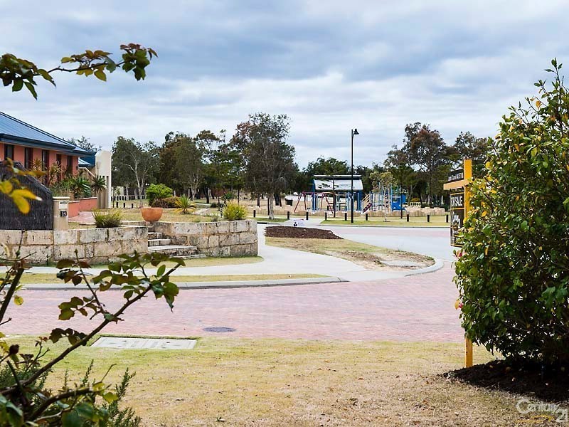 1 Frensham Street, Butler WA 6036