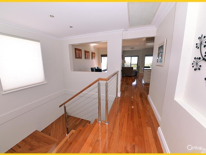 76 Kinsale Drive, Mindarie WA 6030