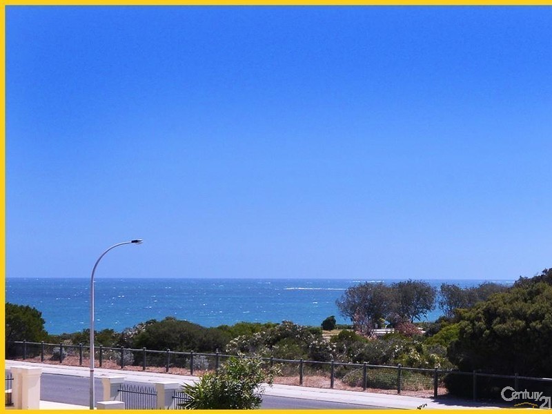 76 Kinsale Drive, Mindarie WA 6030