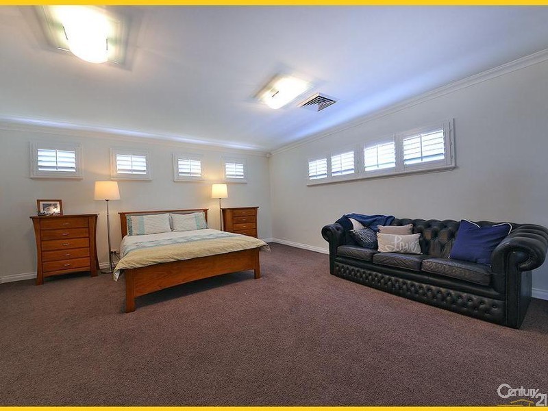 76 Kinsale Drive, Mindarie WA 6030