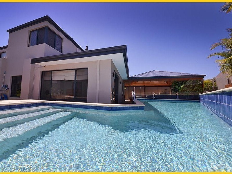 76 Kinsale Drive, Mindarie WA 6030