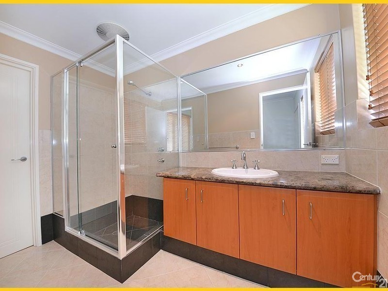 76 Kinsale Drive, Mindarie WA 6030