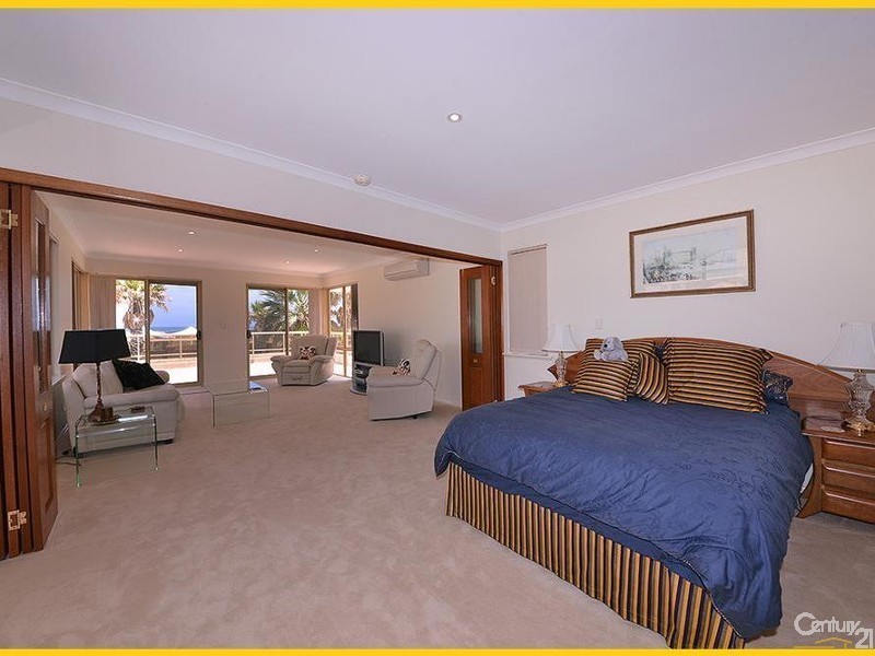15 Clarecastle Retreat, Mindarie WA 6030