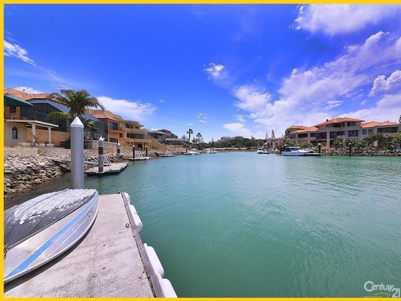 15 Clarecastle Retreat, Mindarie WA 6030