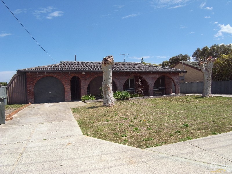 108 Whitfield Drive, Two Rocks WA 6037