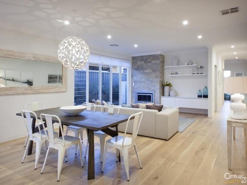 18 Hollington Boulevard, Alkimos WA 6038