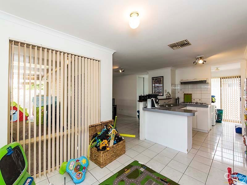22 Seabrook Grove, Clarkson WA 6030