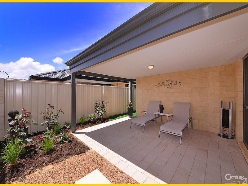 38 Investigator Parade, Jindalee WA 6036