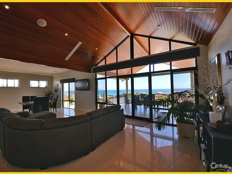 38 Lighthouse Parade, Mindarie WA 6030