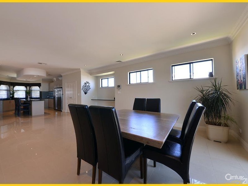 38 Lighthouse Parade, Mindarie WA 6030