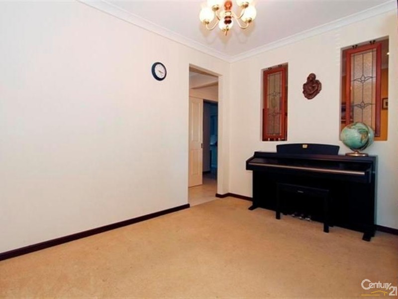 106 Rothesay Heights, Mindarie WA 6030