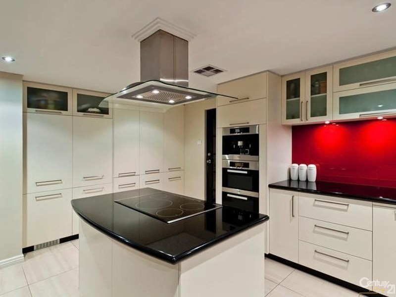 244 Ocean Drive, Quinns Rocks WA 6030