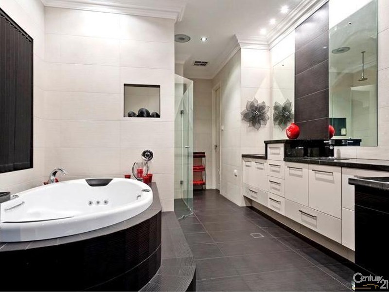 244 Ocean Drive, Quinns Rocks WA 6030