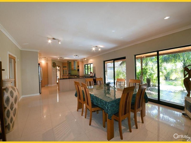 17 Gateshead Loop, Mindarie WA 6030