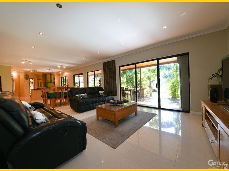 17 Gateshead Loop, Mindarie WA 6030