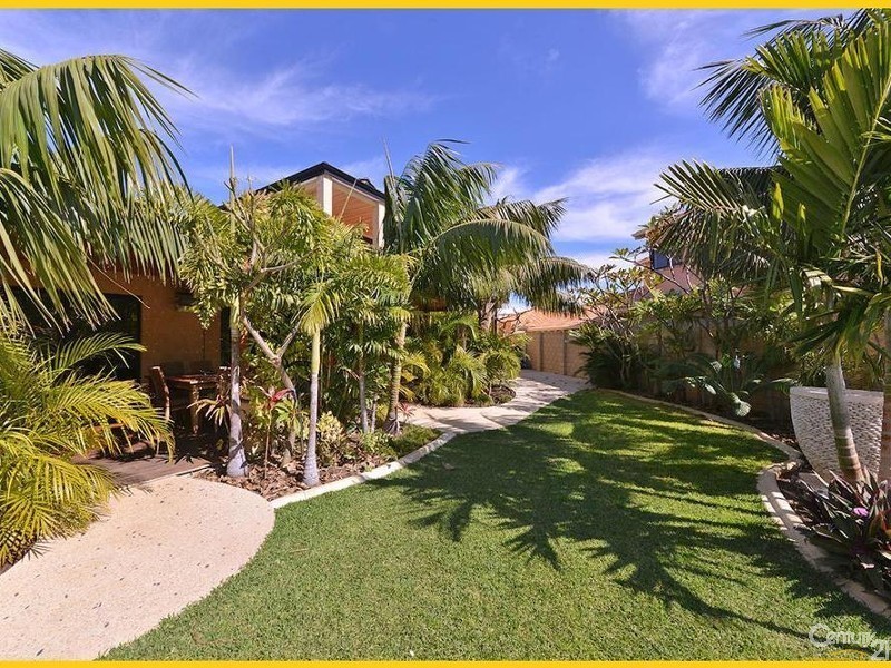 17 Gateshead Loop, Mindarie WA 6030