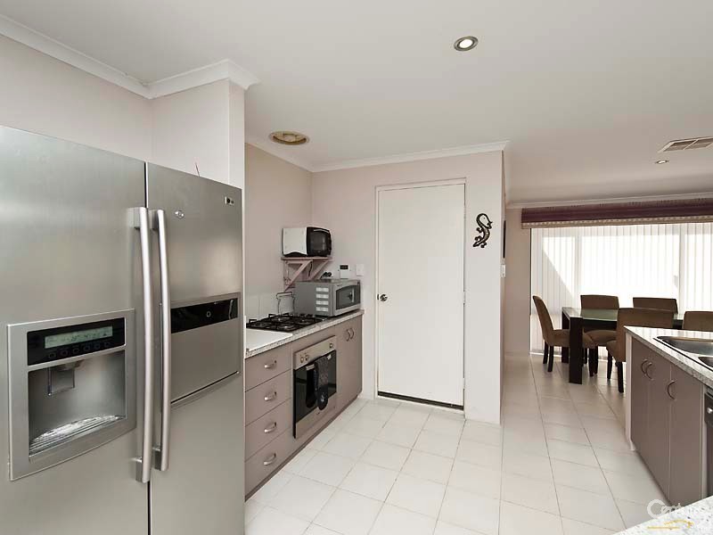 9 Ronsard View, Ridgewood WA 6030