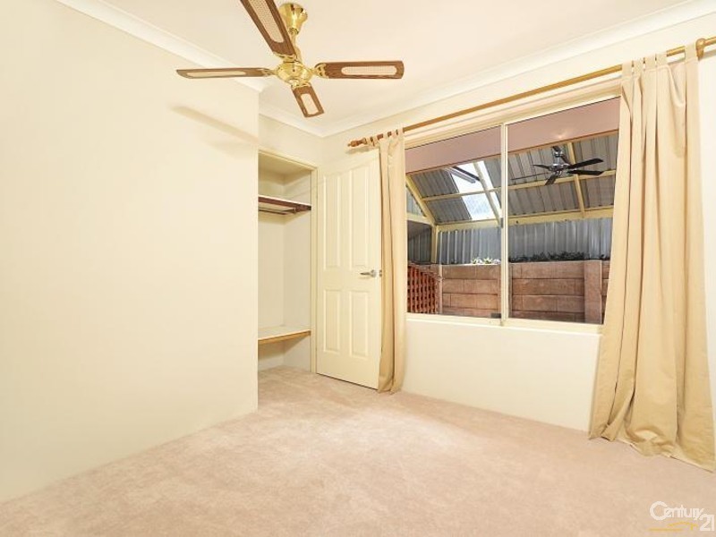 15 Meadow Place, Quinns Rocks WA 6030