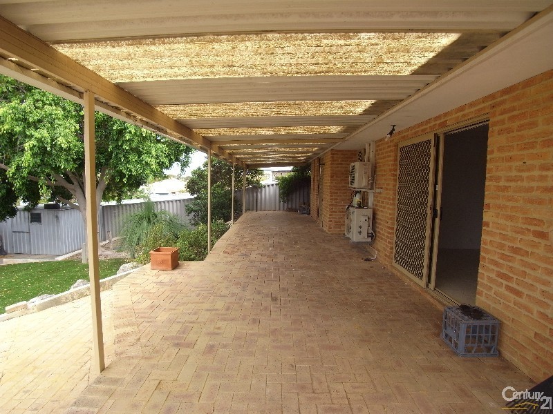 10 Banfield Grove, Clarkson WA 6030