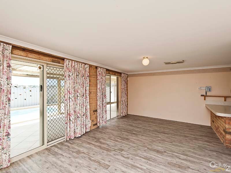 61 Caledonia Avenue, Currambine WA 6028