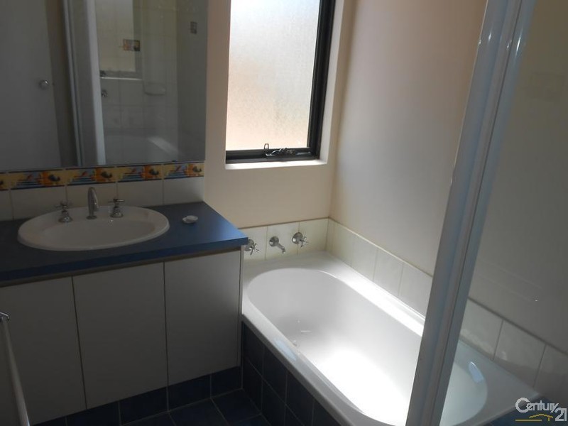 4/35 Hidden Valley Retreat, Clarkson WA 6030