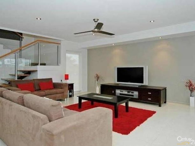 20 Ocean Falls Boulevard, Mindarie WA 6030