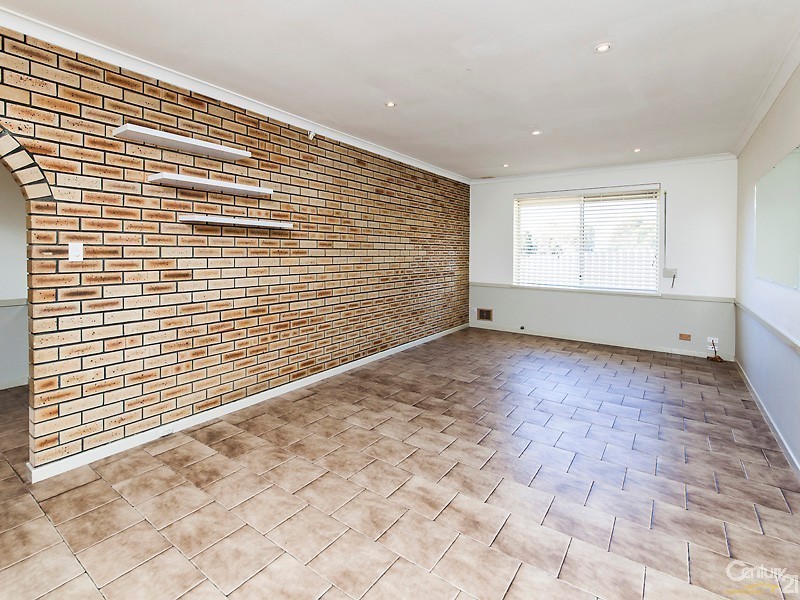 14B Godfrey Place, Kingsley WA 6026