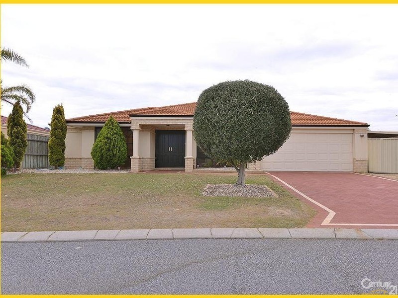 4 Peel Way, Mindarie WA 6030