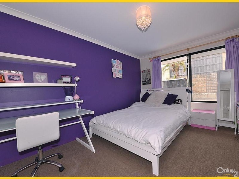 4 Peel Way, Mindarie WA 6030