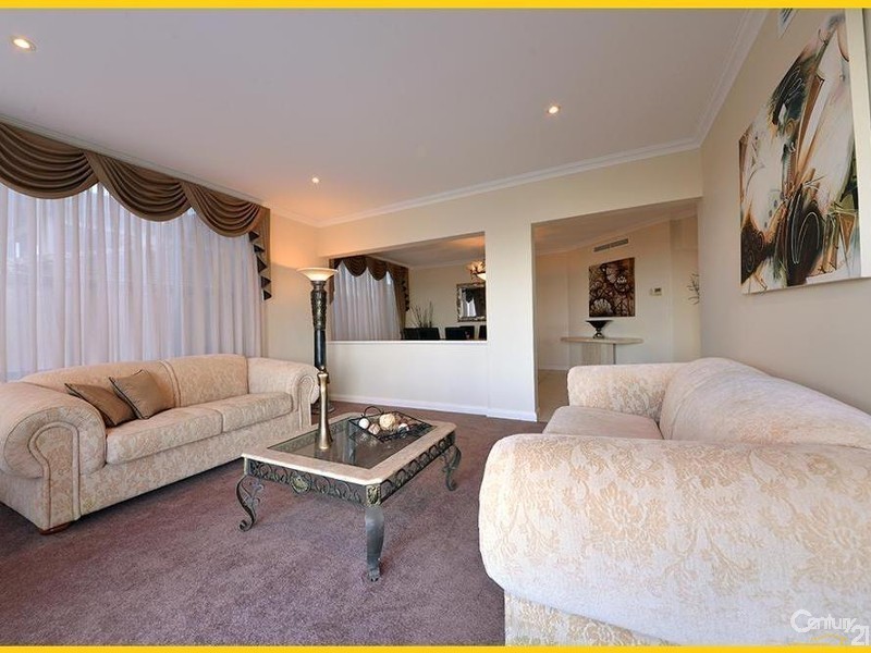 64 Lighthouse Parade, Mindarie WA 6030