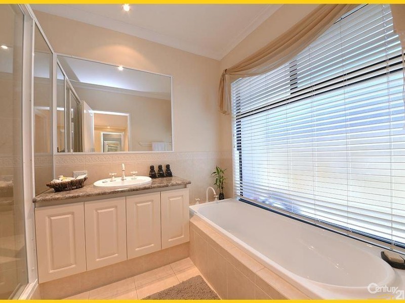 64 Lighthouse Parade, Mindarie WA 6030