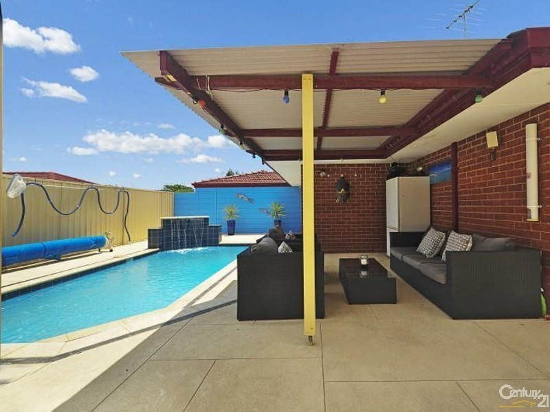 1 Newlin Mews, Clarkson WA 6030