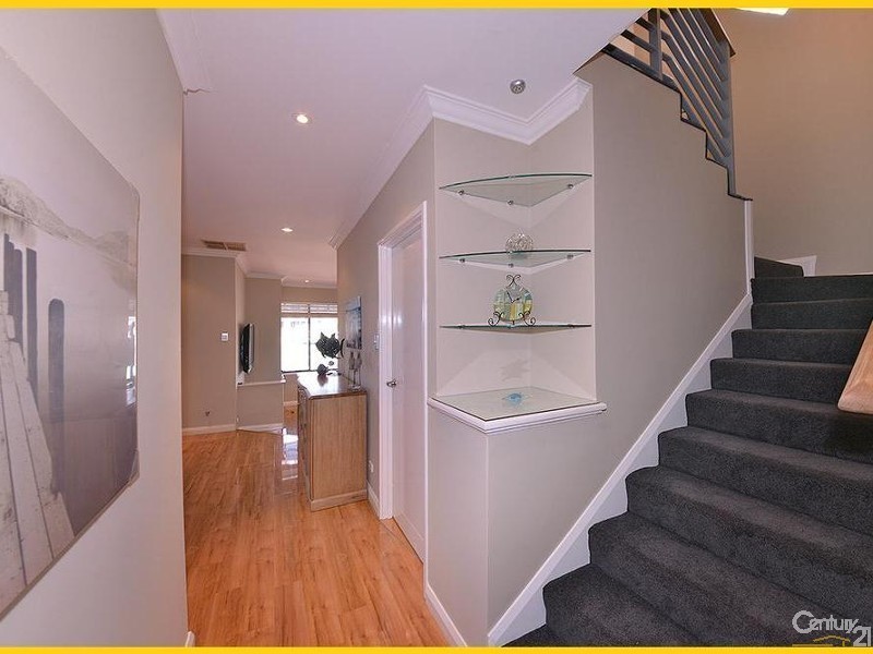 1A Keys Close, Mindarie WA 6030