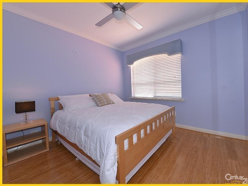 1A Keys Close, Mindarie WA 6030