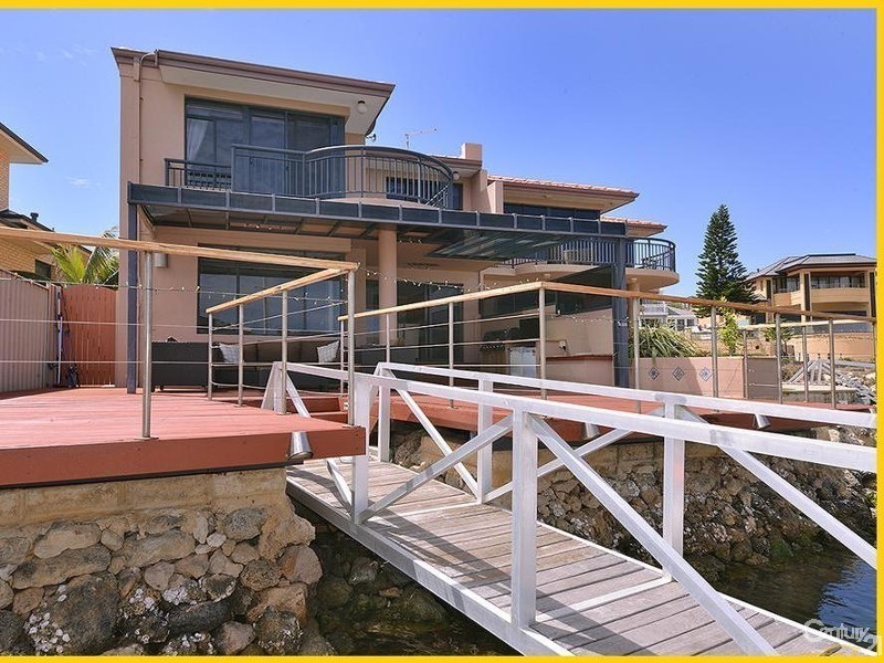1A Keys Close, Mindarie WA 6030