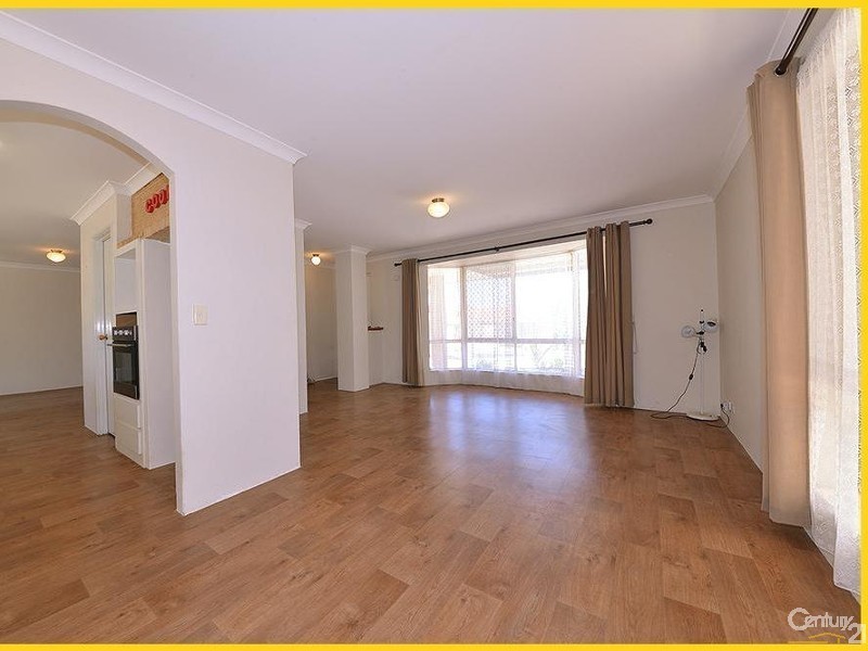 10 Badja Place, Merriwa WA 6030