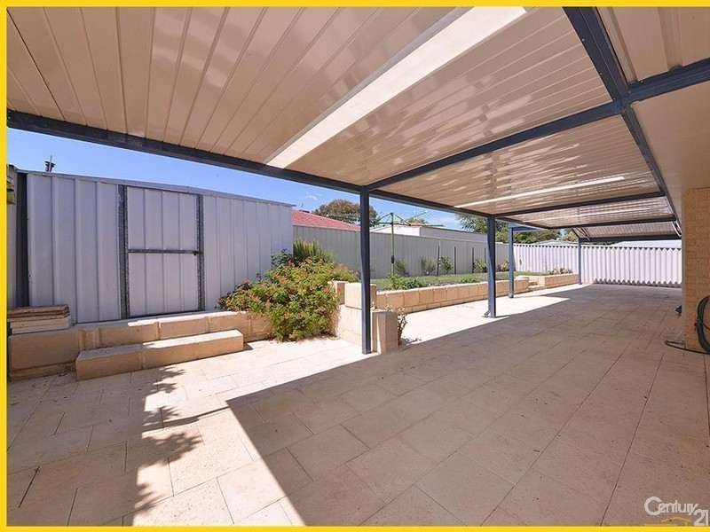 10 Badja Place, Merriwa WA 6030