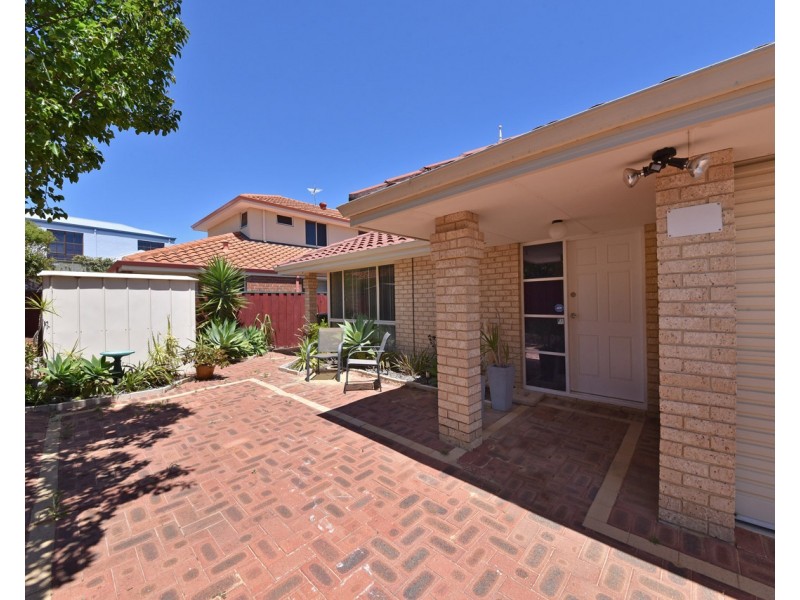 9 Sea Edge, Mindarie WA 6030