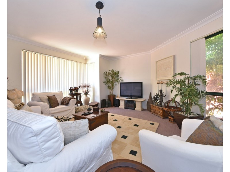 9 Sea Edge, Mindarie WA 6030