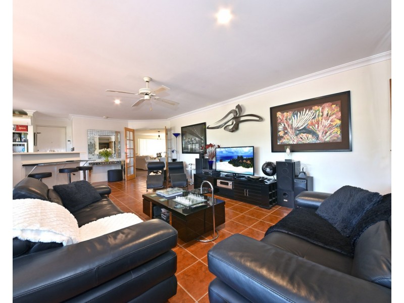 9 Sea Edge, Mindarie WA 6030