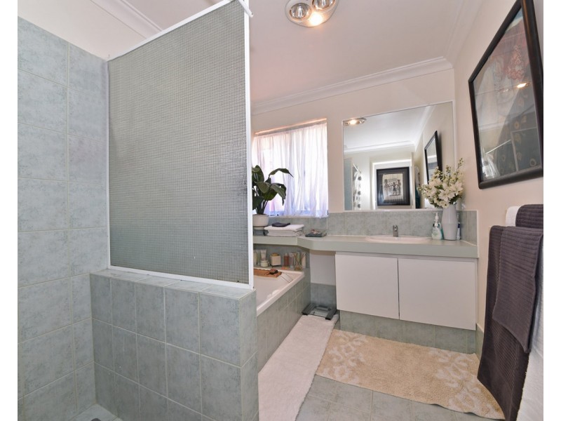 9 Sea Edge, Mindarie WA 6030