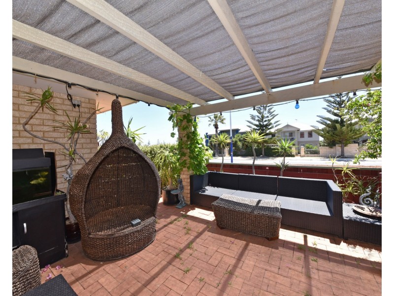 9 Sea Edge, Mindarie WA 6030