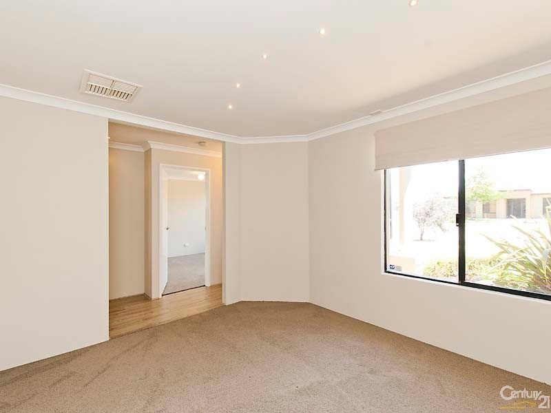 18 Wadhurst Road, Butler WA 6036