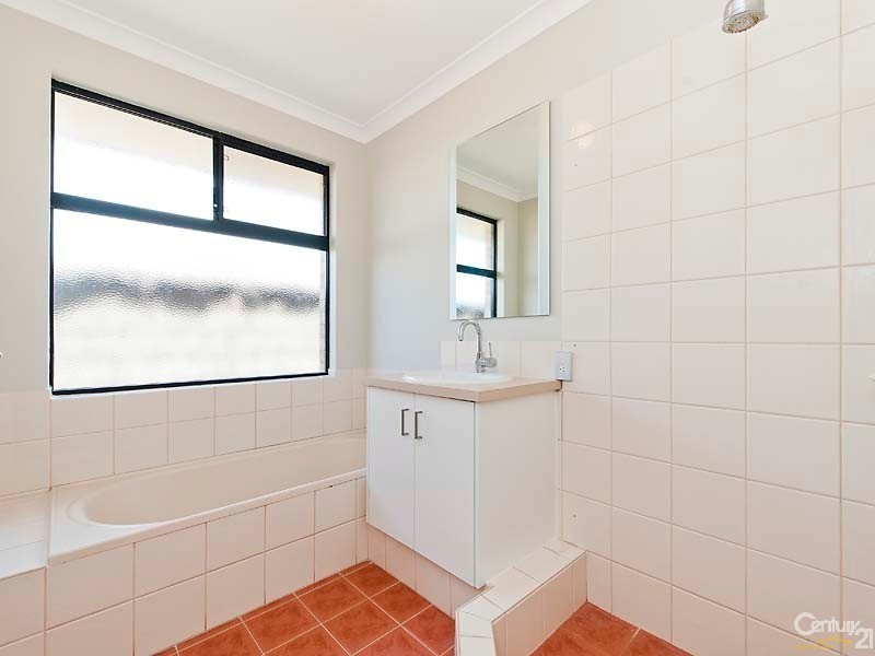 18 Wadhurst Road, Butler WA 6036