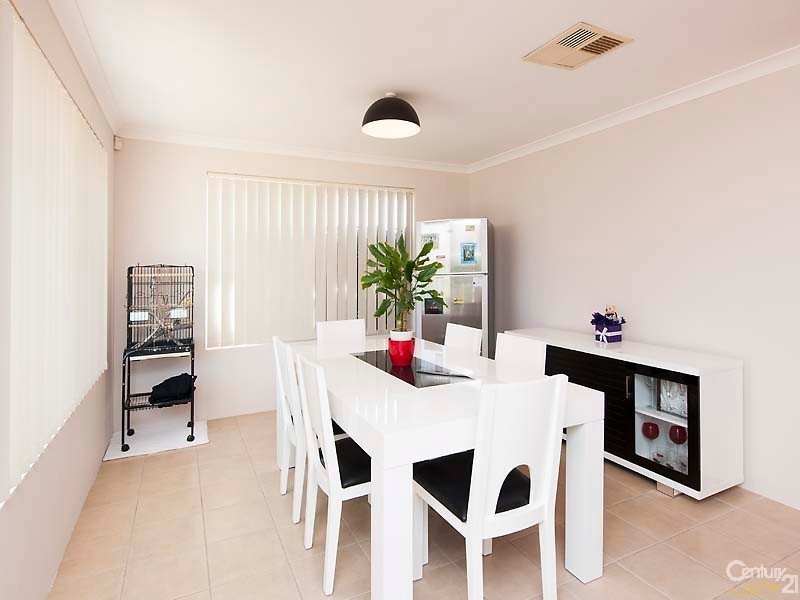 64 Dalvik Avenue, Merriwa WA 6030