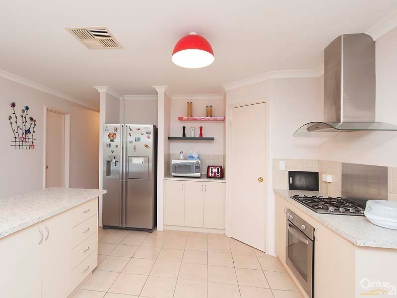 64 Dalvik Avenue, Merriwa WA 6030