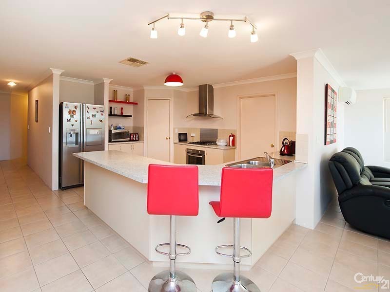 64 Dalvik Avenue, Merriwa WA 6030