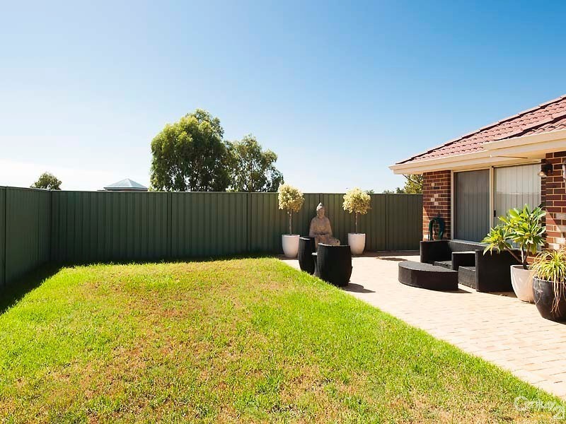 64 Dalvik Avenue, Merriwa WA 6030